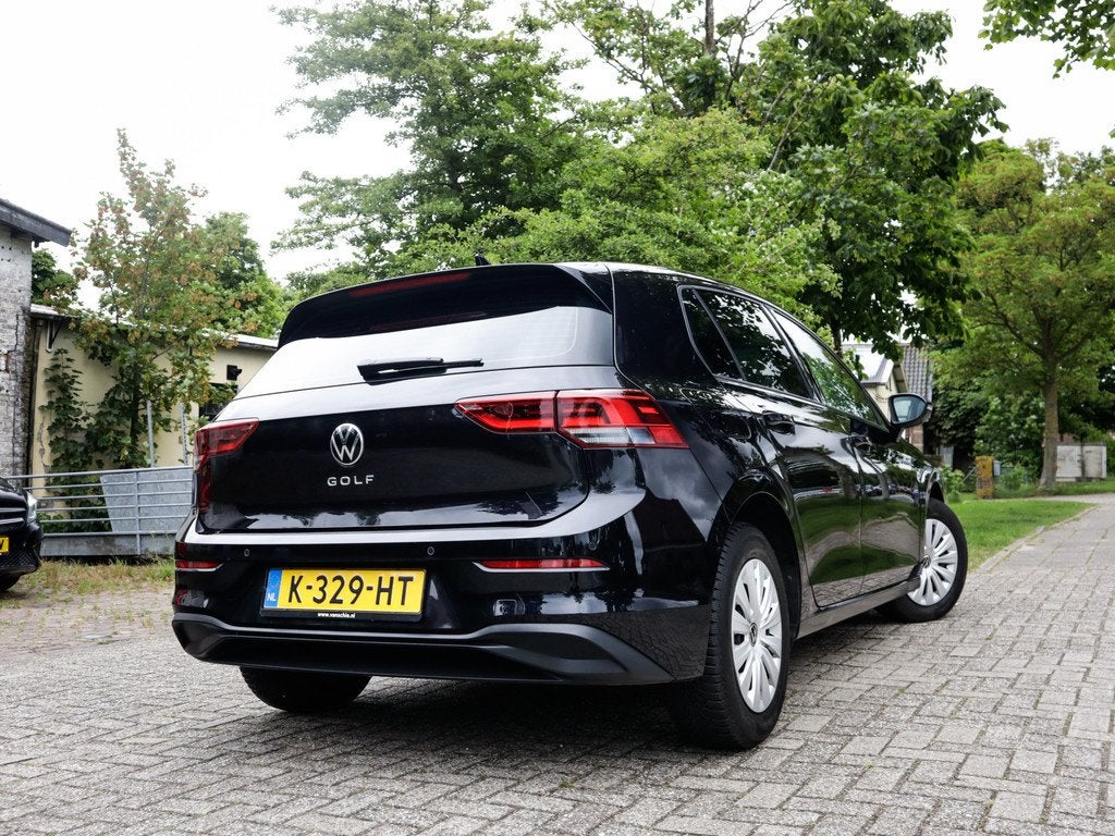 Volkswagen Golf 1.0 TSI Golf 1e-Eig. & Dealer-Onderh BOVAG-G, Auto's, Volkswagen, Stof, Gebruikt, Parkeersensor, Zwart