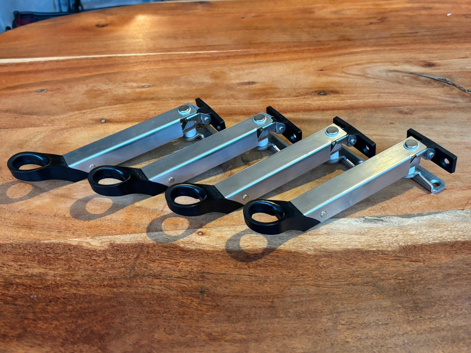 4x AXA raamuitzetters (draaibaar) nieuw rvs, Ophalen of Verzenden, Nieuw, Rvs