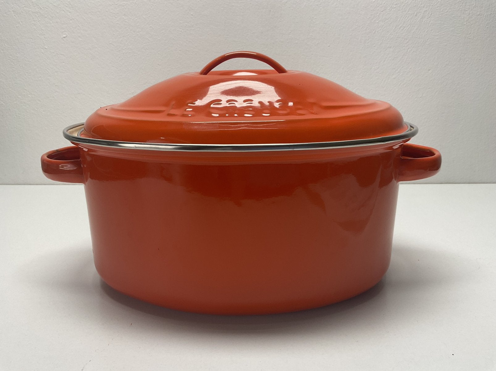 Le Creuset geemailleerde metalen braadpan / ovenpan Oranje., Huis en Inrichting, Keuken | Potten en Pannen, Nieuw, Koekenpan of Braadpan