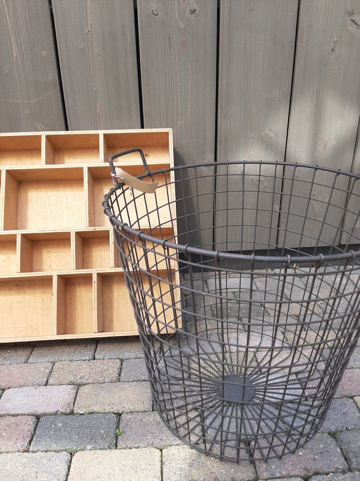 Houten letterbak, wand kastje en draadmand ijzer, Ophalen