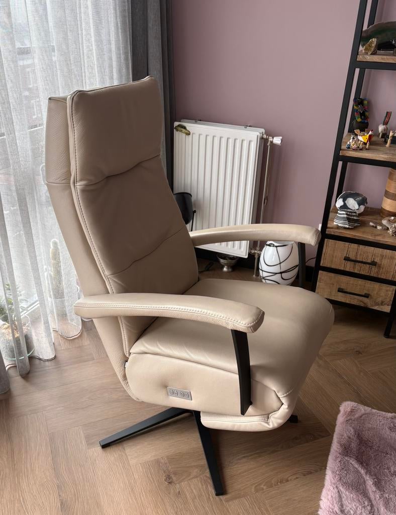 Smart draaifauteuil, Ophalen of Verzenden, Zo goed als nieuw, 50 tot 75 cm, Leer