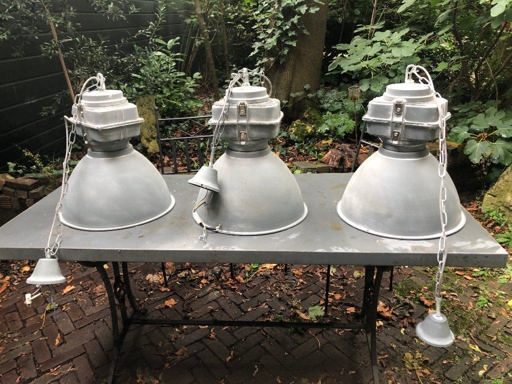 Brilliant Industriele Hanglamp Anouk beton  3 stuks, Huis en Inrichting, Lampen | Hanglampen, Ophalen, Gebruikt, Metaal