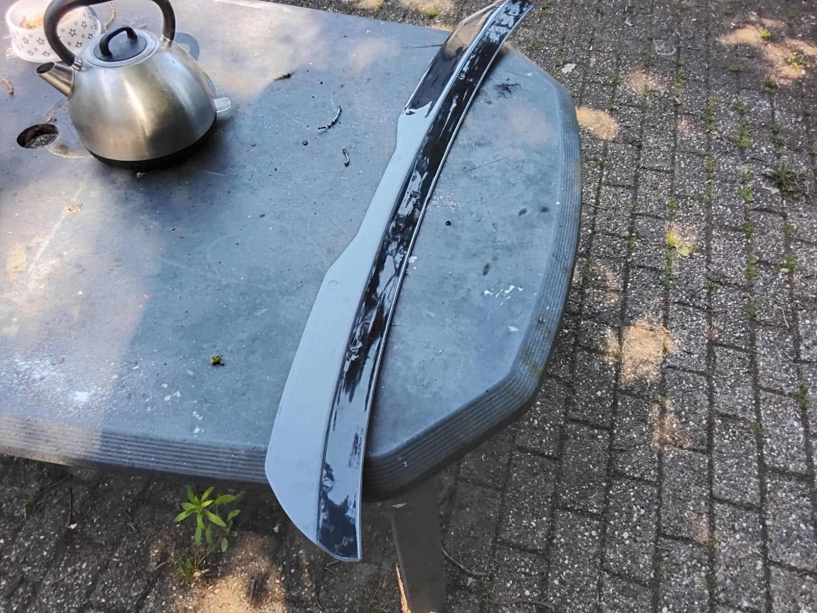 Nieuwe achterspoiler universeel, Ophalen