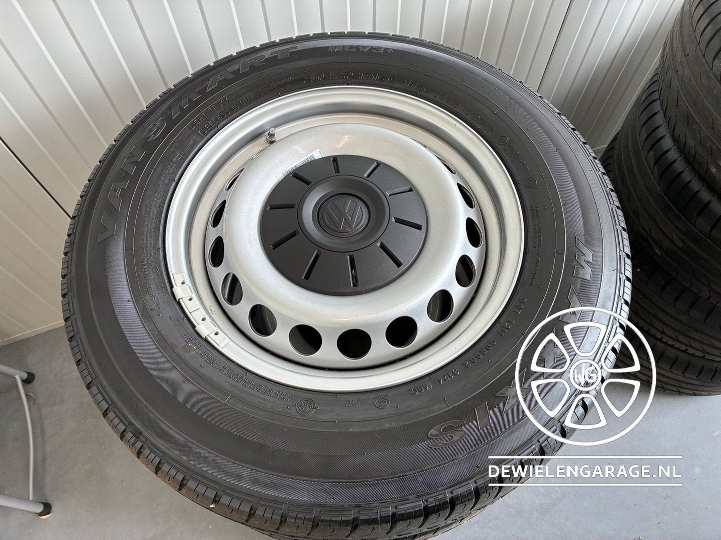 VW Crafter Velgen + Banden NIEUW Origineel 5x120 evt met TPM, Auto-onderdelen, Banden en Velgen, Gebruikt, -, Banden en Velgen