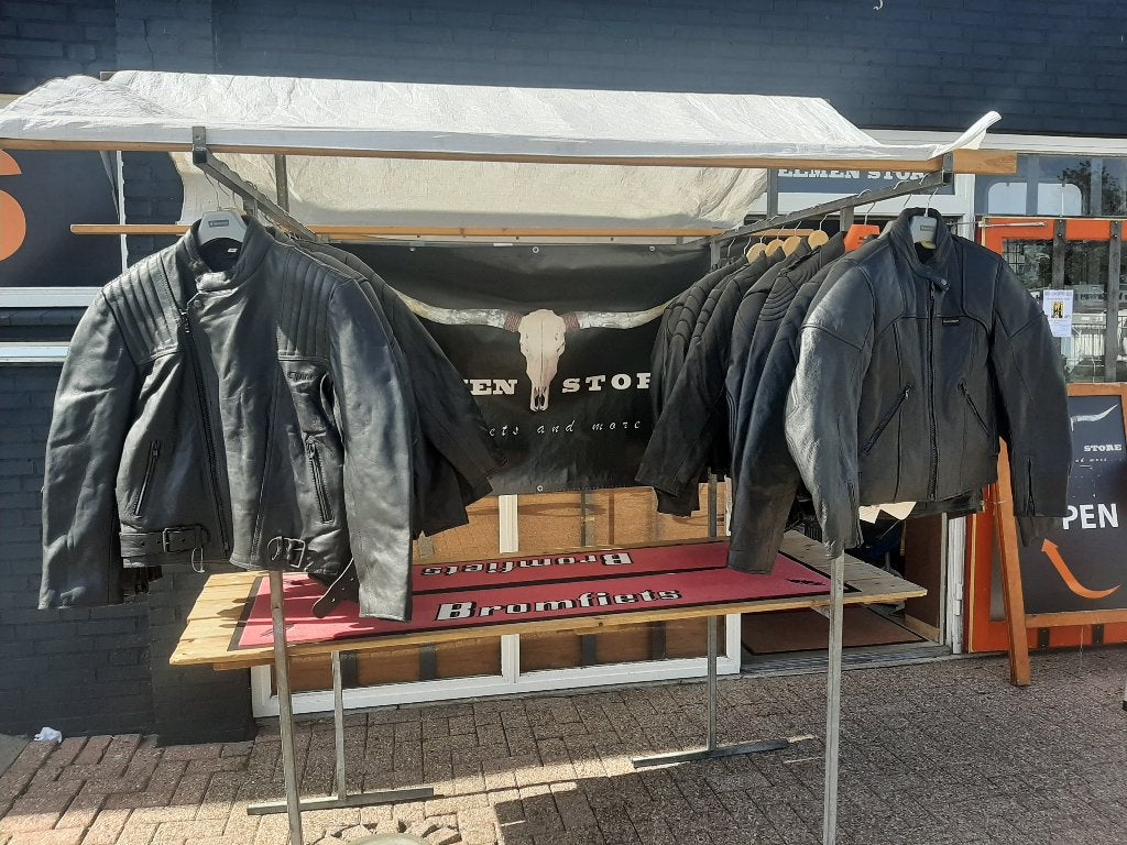 Partij 23 leren motor jassen jas partij motorjassen leer, Motoren, Ophalen, Pascalstraat 6 1704 RD Heerhugowaard, Dames, Jas | leer