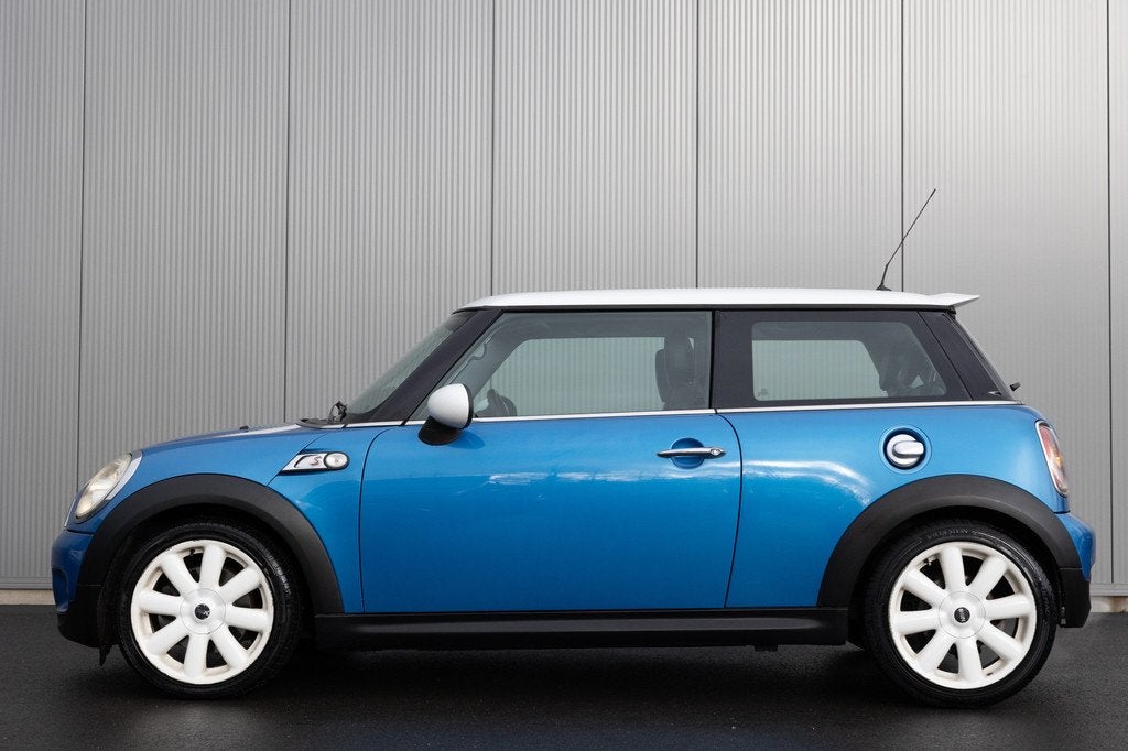 MINI 1.6 cooper s PANO | CRUISE | STOELV | CLIMATE, Auto's, Mini, Voorwielaandrijving, Gebruikt, Zwart, 4 cilinders