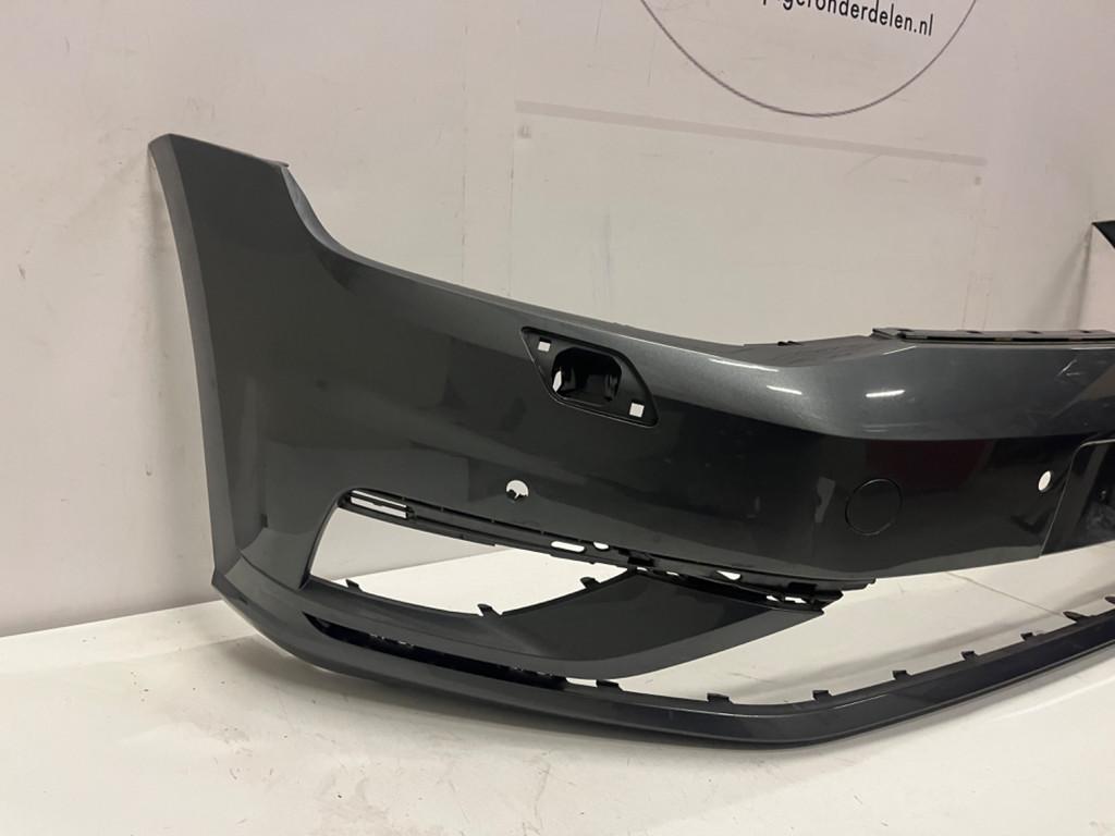 VW GOLF 7 FACELIFT VOORBUMPER BUMPER 4PDC KLS 5G0807221FL, Gebruikt, Volkswagen AG, Bumper, Berliner Ring 2
38440  Wolfsburg, DE