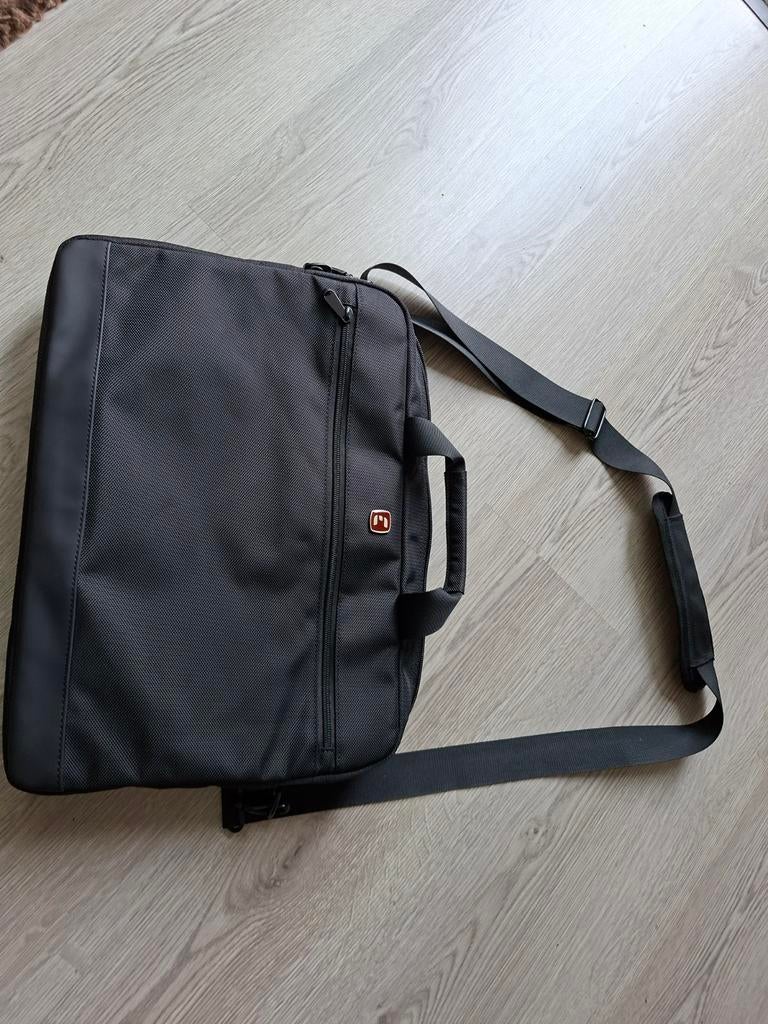 Cirafon Laptoptas 16 inch - Nieuwstaat met verstelbare riem, Computers en Software, Laptoptassen, Nieuw, Schoudertas, 16 inch