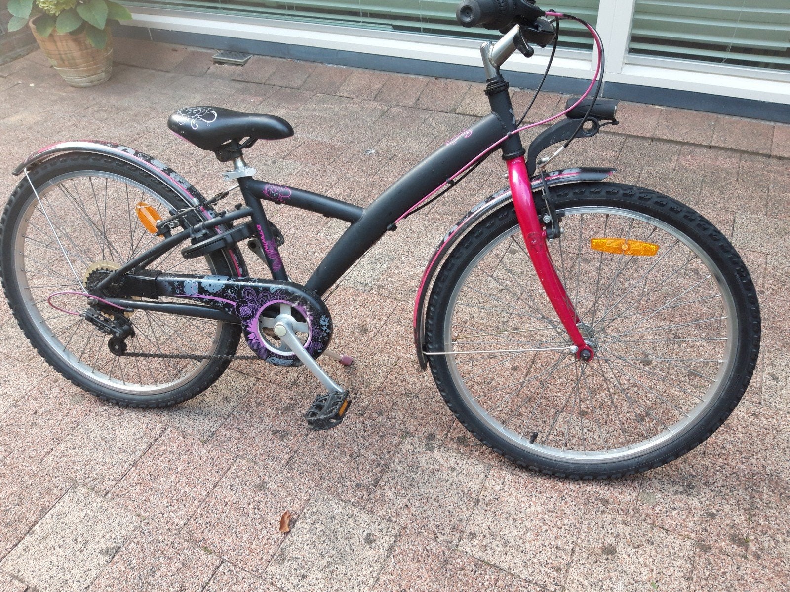 Meisjesfiets 24 inch - Zwart/Roze, Ophalen of Verzenden, Gebruikt, 24 inch, Versnellingen