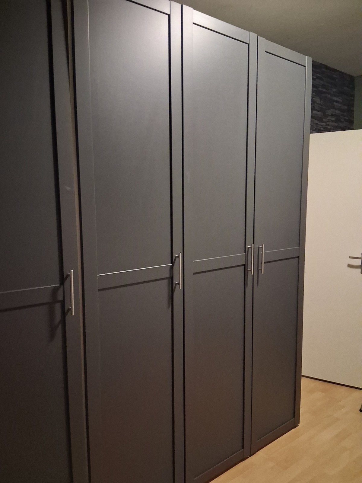 Grijze kledingkast met hang- en legruimte, Huis en Inrichting, Kasten | Kledingkasten, Ophalen, Gebruikt, 200 cm of meer, 150 tot 200 cm
