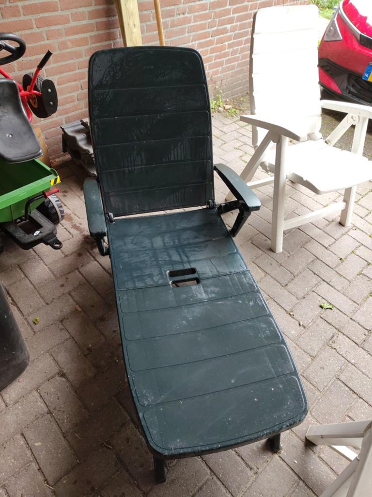 Tuinstoelen en ligbed in prima staat, Tuin en Terras, Ophalen, Gebruikt, Kunststof, Verstelbaar