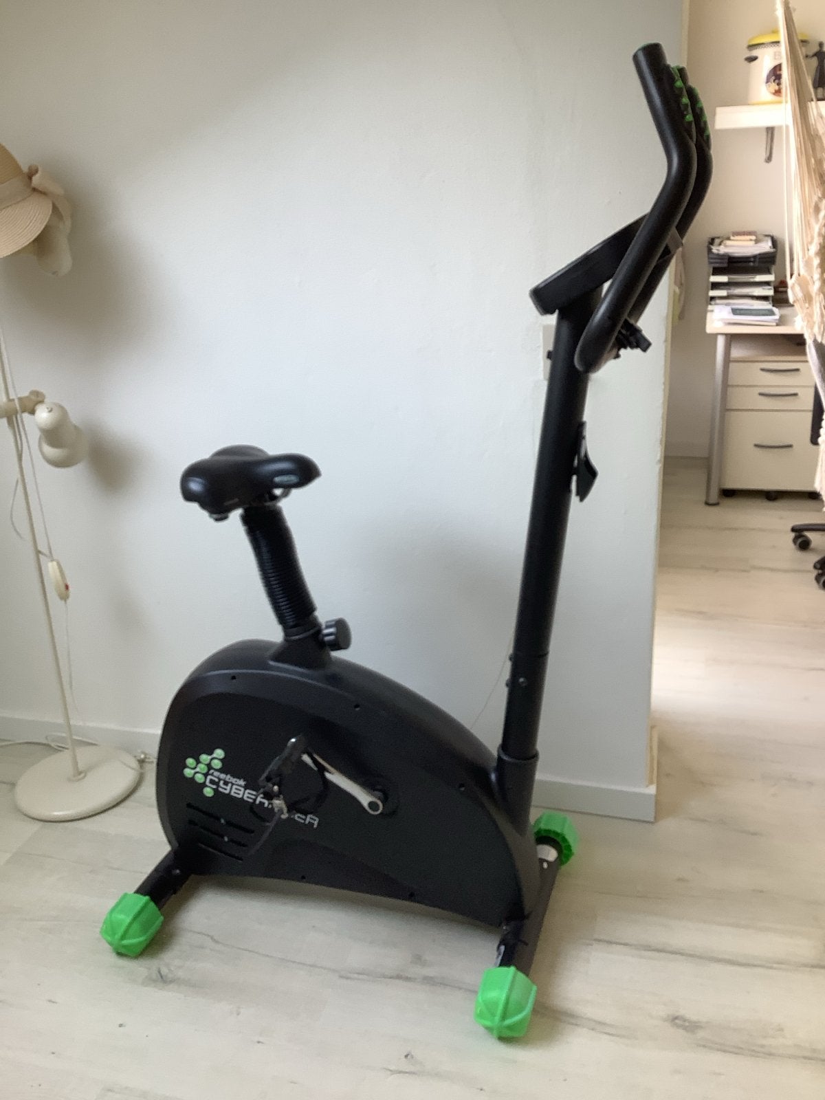 Reebok CyberRider Hometrainer - Zo goed als nieuw, Ophalen, Zo goed als nieuw, Metaal, Benen