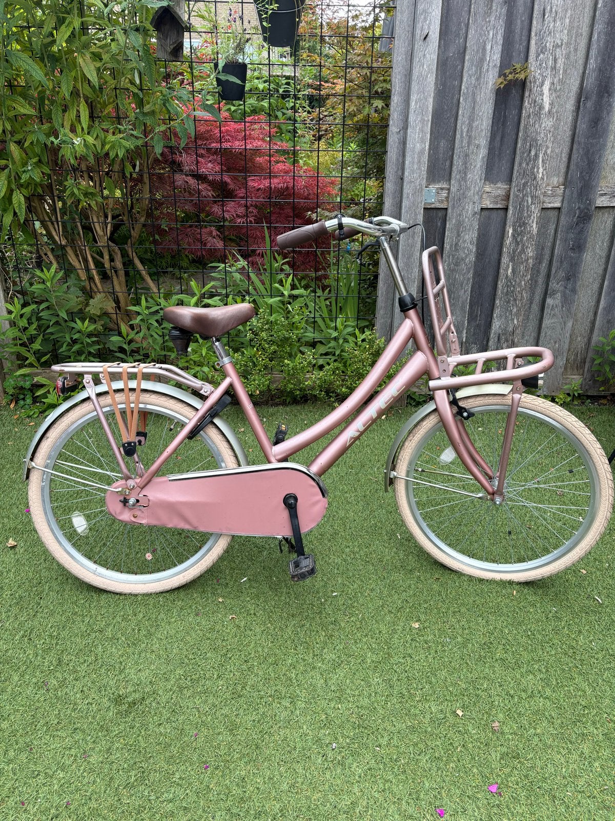 Altec Urban transportfiets 24 inch, Fietsen en Brommers, Ophalen, Terugtraprem, Handrem, Gebruikt