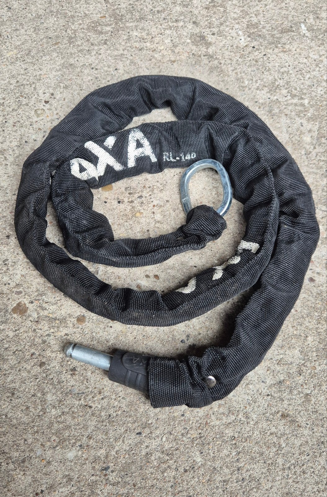 AXA RLC 140 Insteekketting (Kettingslot voor ringslot)

.

T, Ophalen, Ringslot