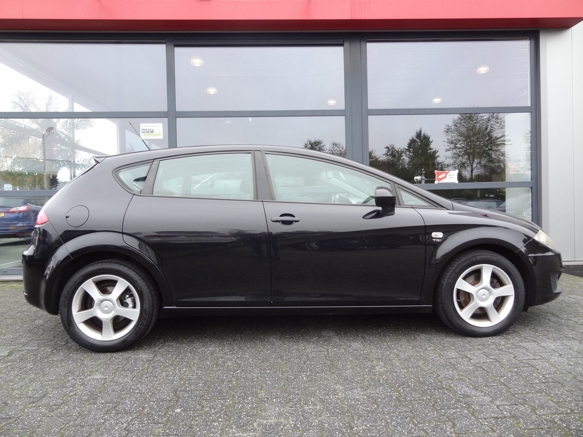 SEAT Leon 1.4 TSI Style | CRUISE | LMV | AIRCO | (bj 2009), Stof, Gebruikt, 4 cilinders, Leon