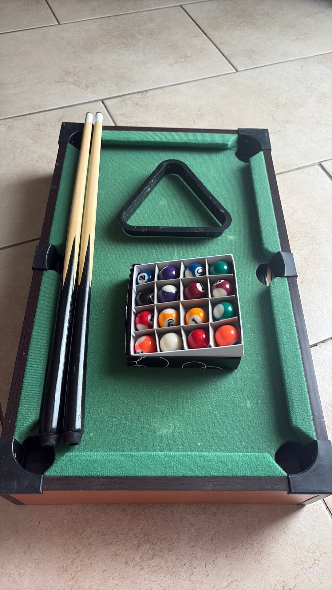 kleine tafel pool tafel bordspel, Sport en Fitness, Biljarten en Poolen, Ophalen of Verzenden, Zo goed als nieuw, Pooltafel