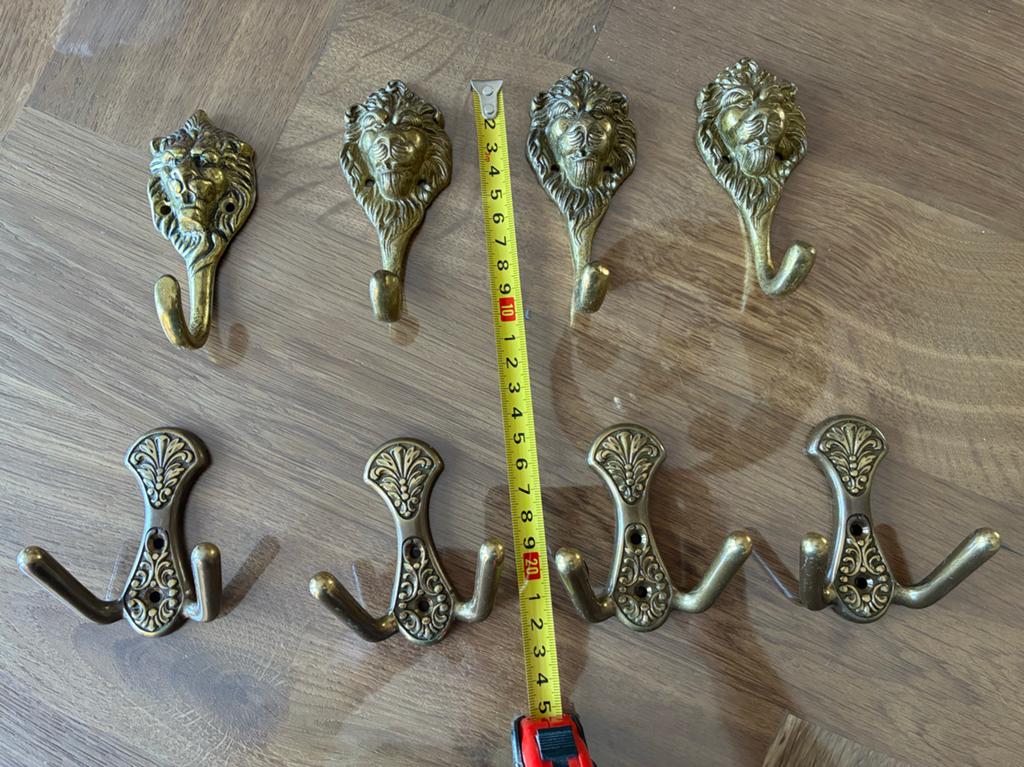 Decoratieve Messing Muurhaken (Leeuwenkop of Dubbel), Ophalen of Verzenden, Zo goed als nieuw, Metaal, Wandhaken