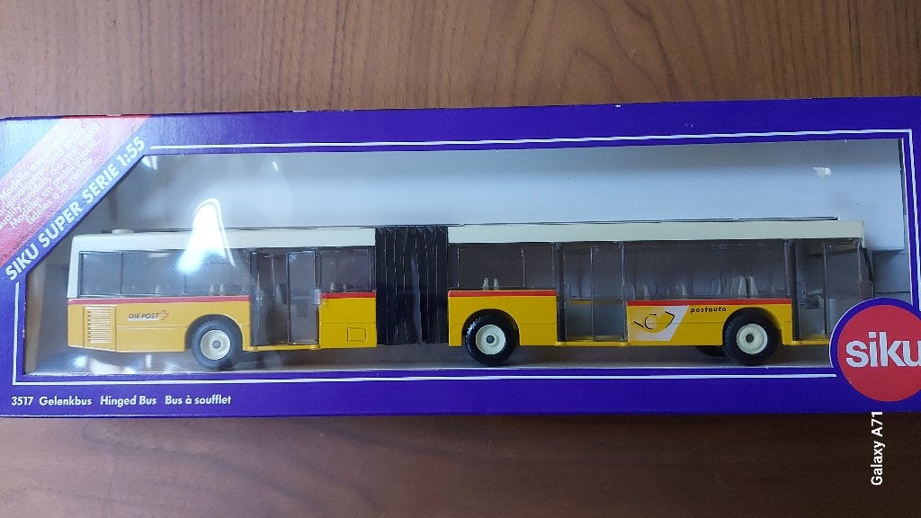 Siku 3517 Harmonicabus Postauto - Zwitserland, Hobby en Vrije tijd, Modelauto's | 1:50, Ophalen of Verzenden, Zo goed als nieuw