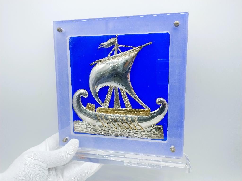 Zilveren vikingschip in display, 925, Antiek en Kunst, Verzenden, Zilver