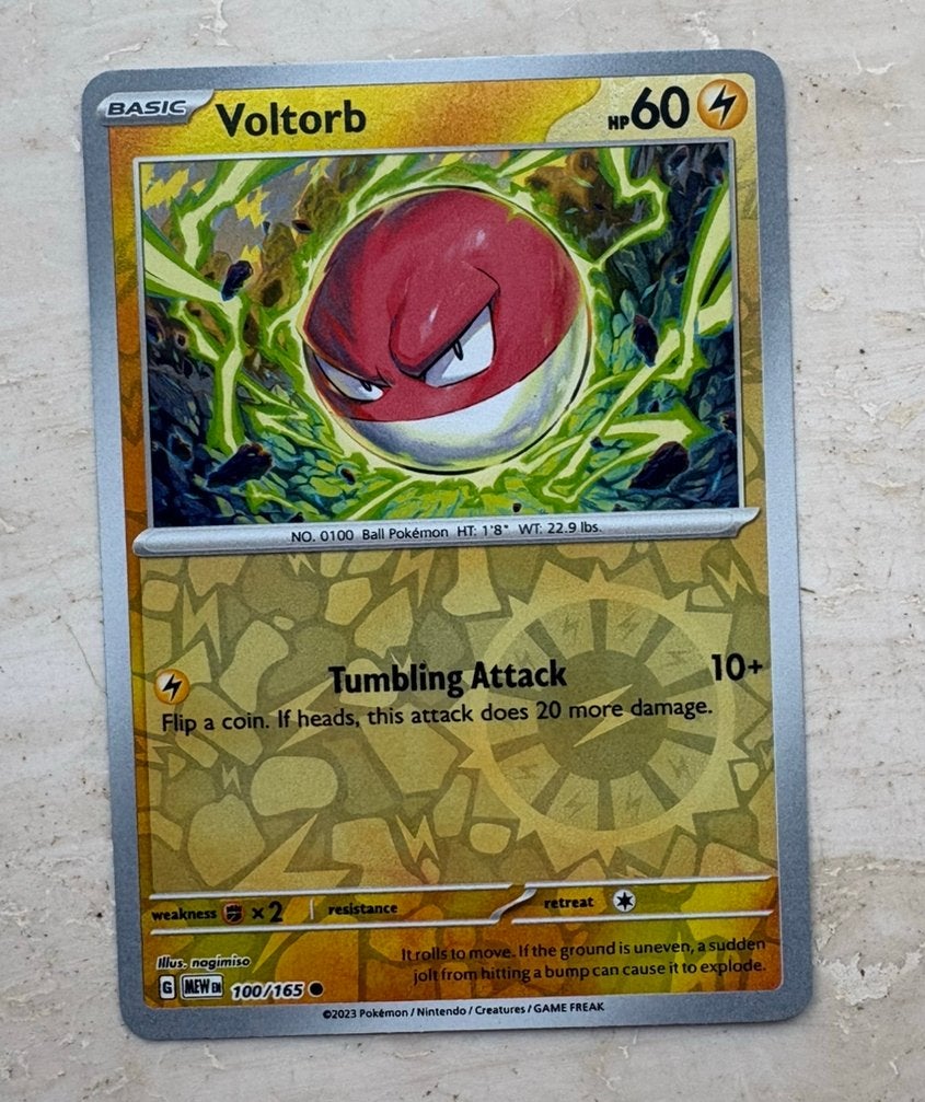 Voltorb - 100/165 - 151 MEW - Reverse Holo - Pokémon, Ophalen of Verzenden, Zo goed als nieuw