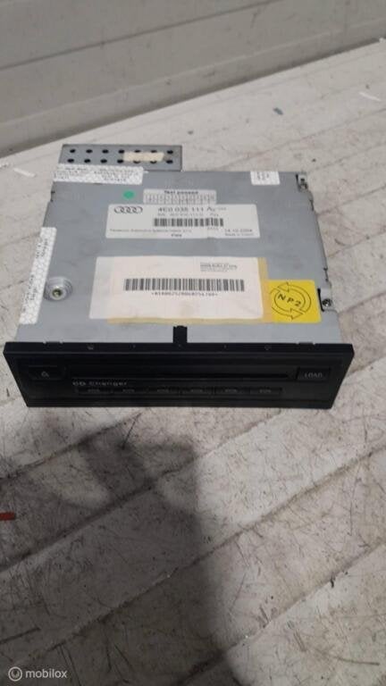 CD wisselaar Audi A6 4E0035111A, Gebruikt, Ophalen of Verzenden