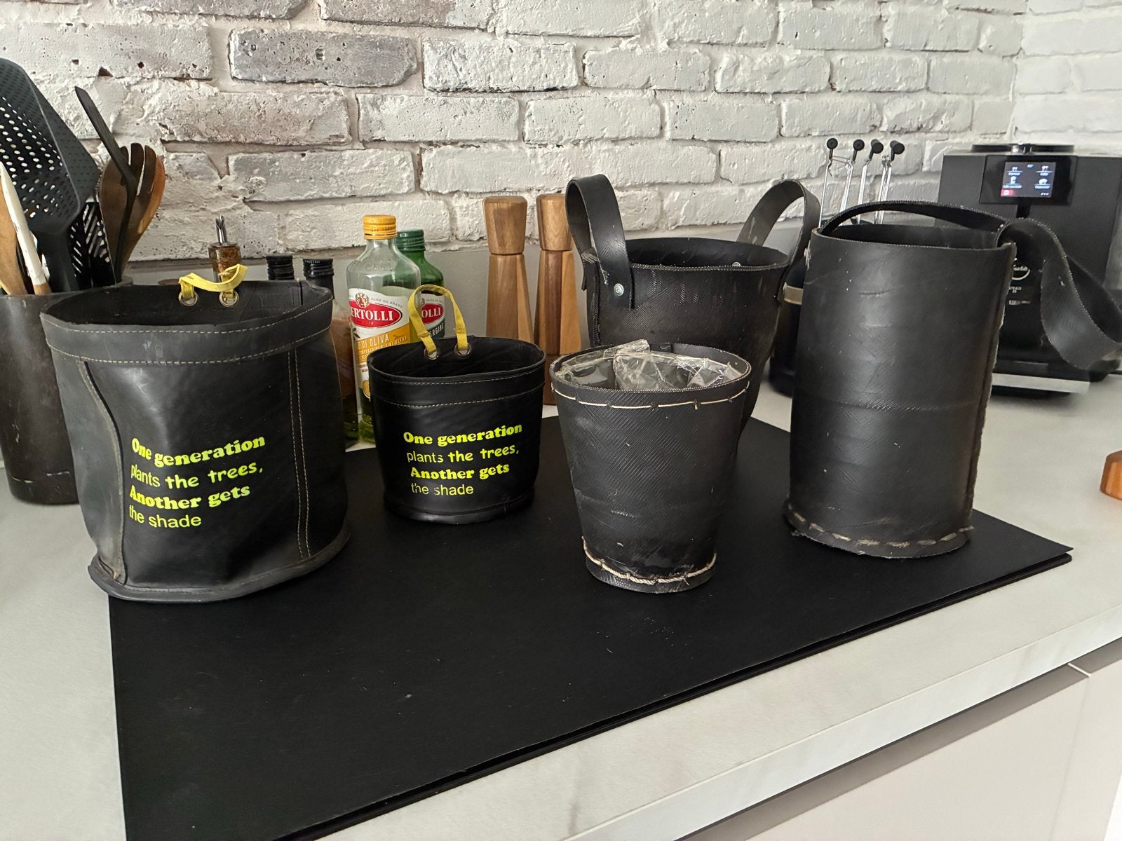 Serie rubberen manden/potten, Kinta's Denim & Rubber, 25 tot 40 cm, Overige materialen, Gebruikt, Rond