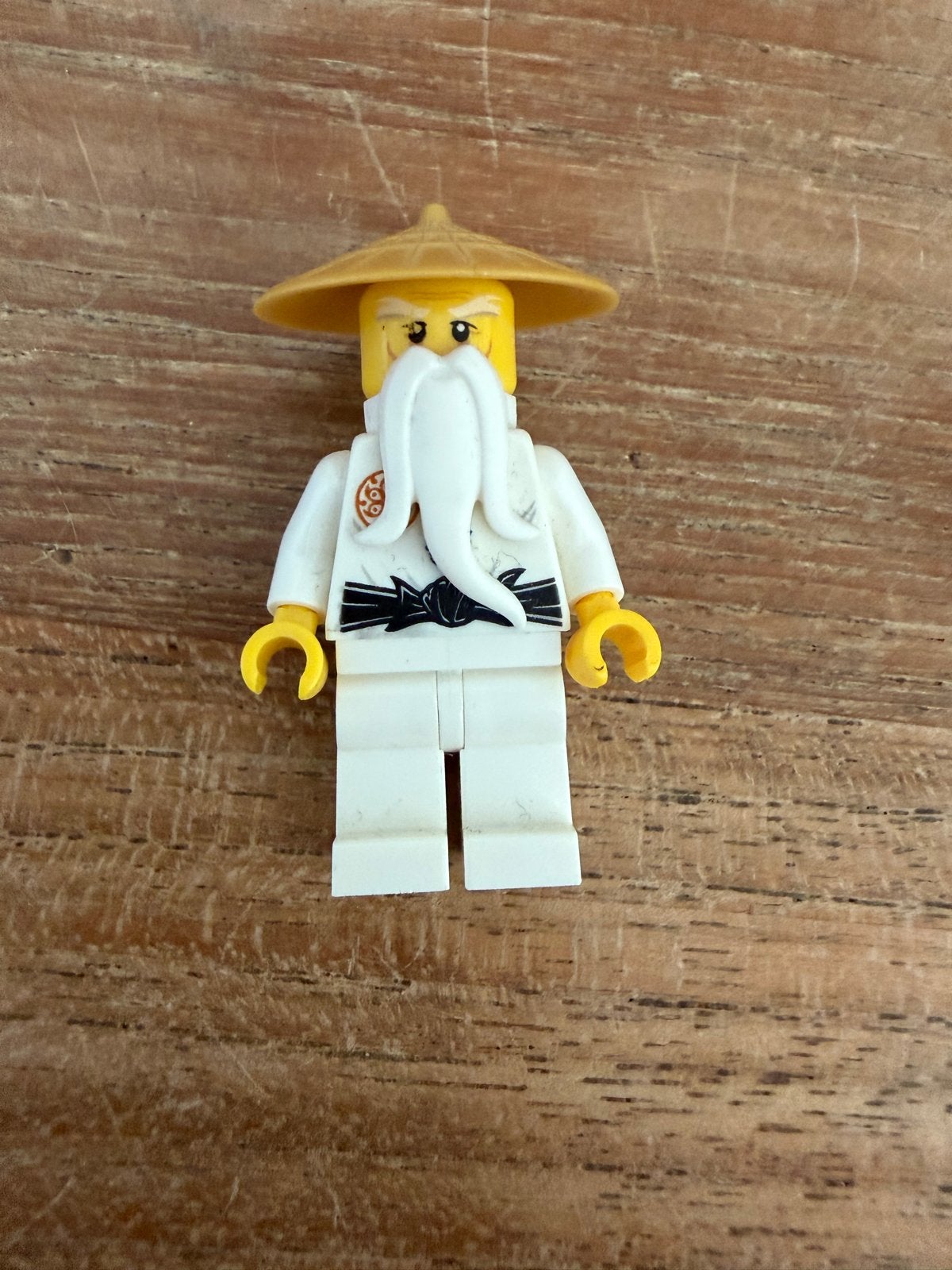 LEGO Ninjago Sensei Wu Pearl Gold Hat njo225 Day of the Depa, Ophalen of Verzenden, Zo goed als nieuw