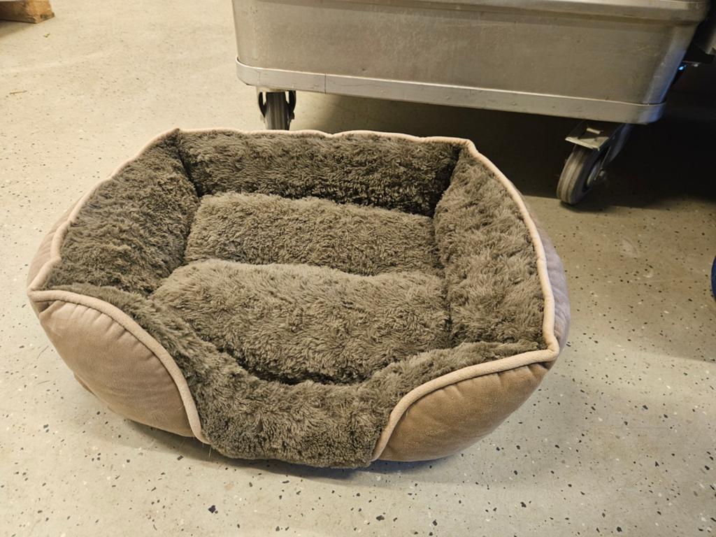 Mandje, Dieren en Toebehoren, Kattenmanden, Ophalen of Verzenden