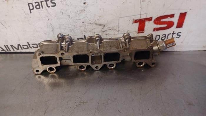 Inlaatspruitstuk van een Volkswagen Scirocco, Auto-onderdelen, Motor en Toebehoren, Volkswagen, Gebruikt, 3 maanden garantie, Ophalen of Verzenden