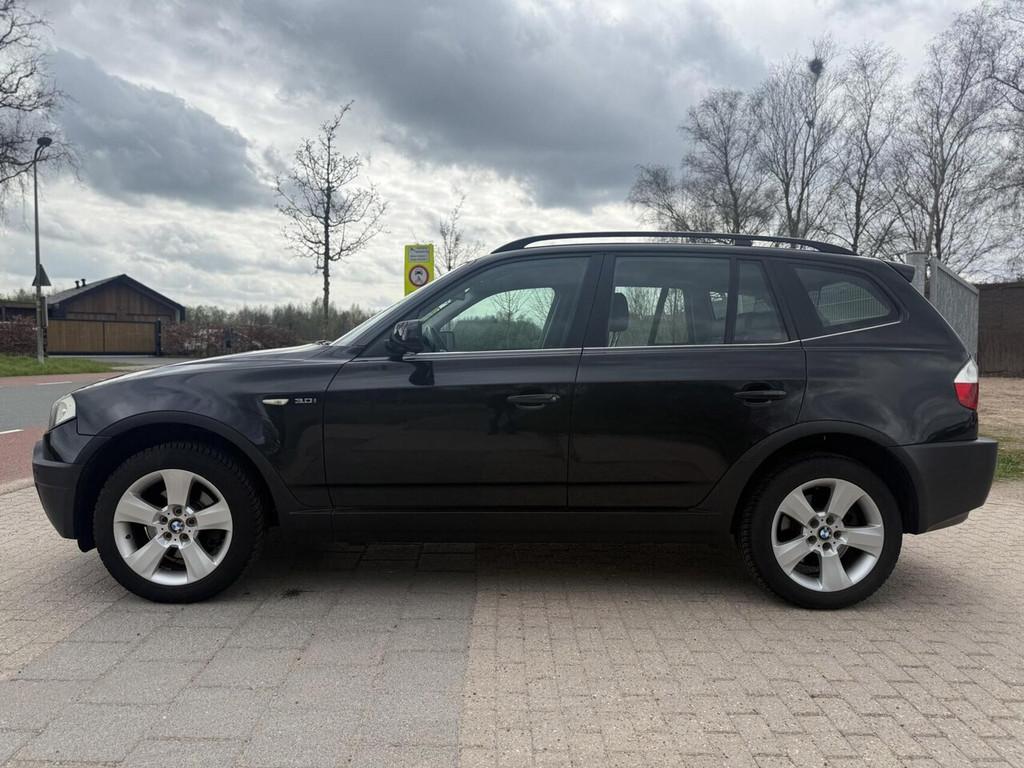 BMW X3 3.0i Automaat Airco Cruise PDC, Automaat, Gebruikt, 2000 kg, Zwart