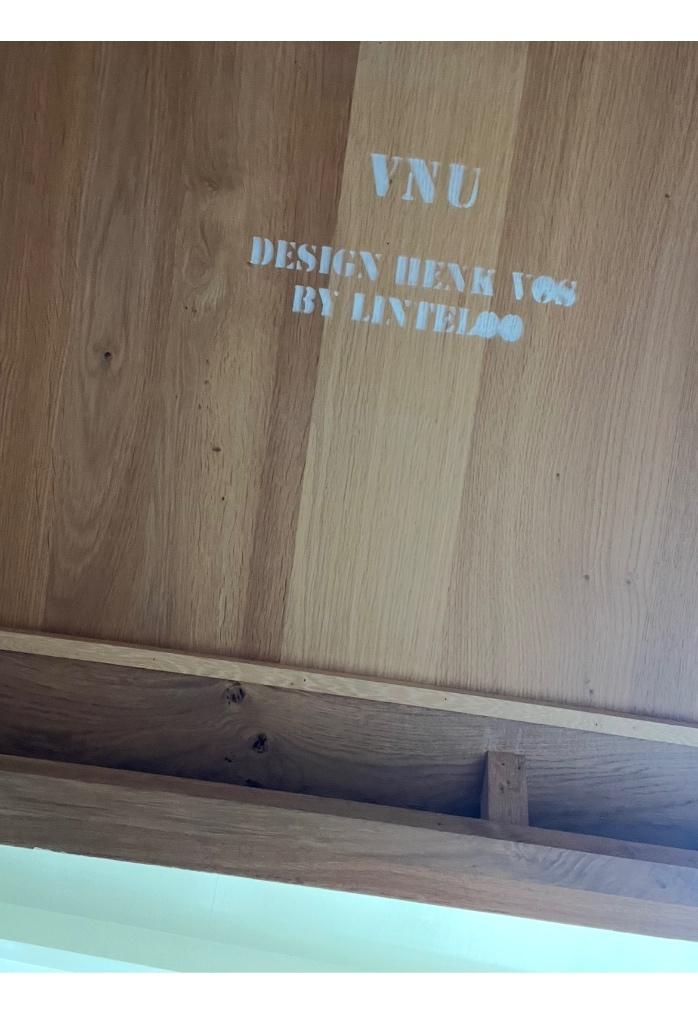 Tafel design by Linteloo, Ophalen, 200 cm of meer, 50 tot 100 cm, Zo goed als nieuw