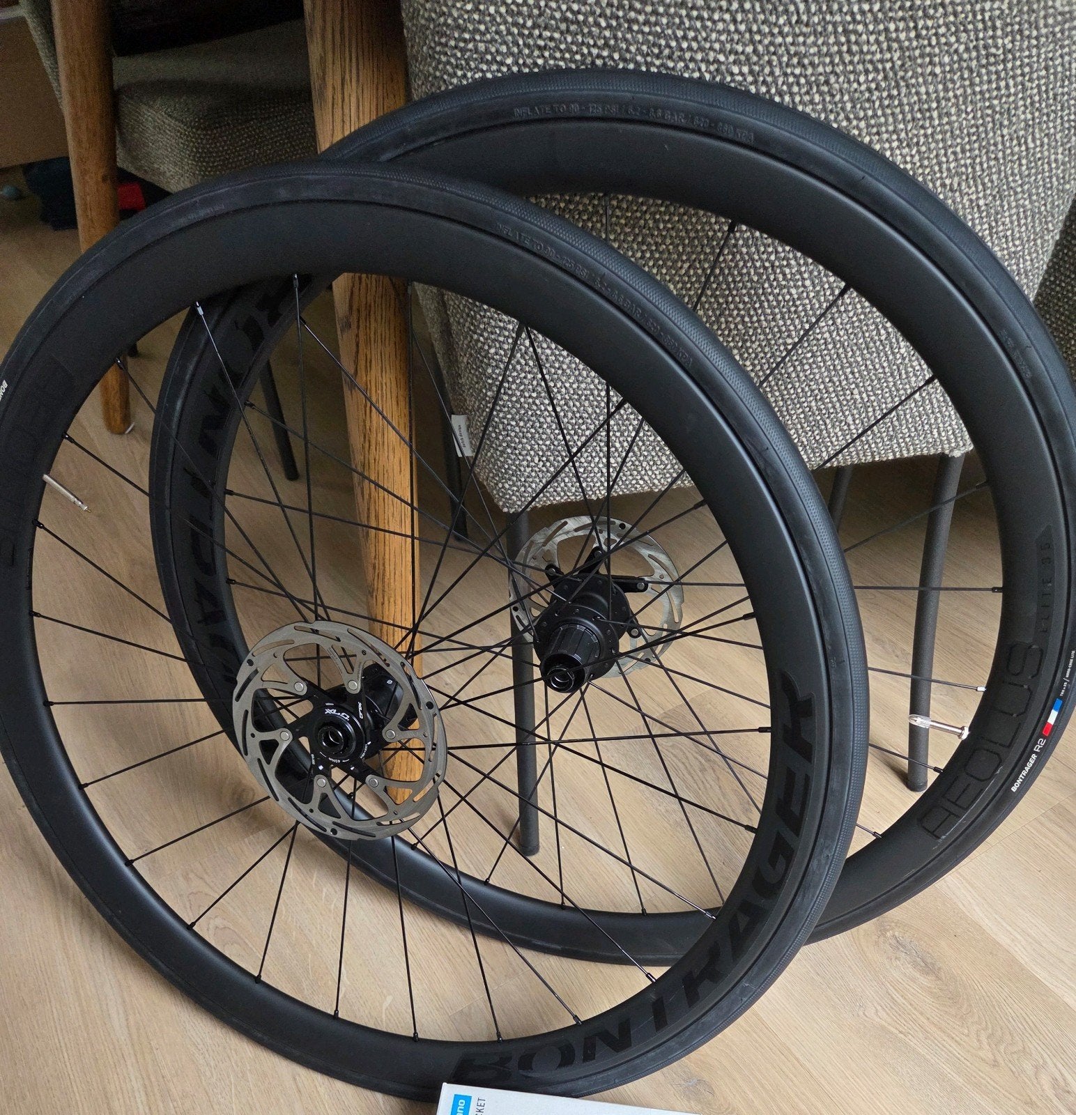 Nieuwe carbon wielset Bontrager, Fietsen en Brommers, Fietsonderdelen, Nieuw, Bontrager, Racefiets, Carbon