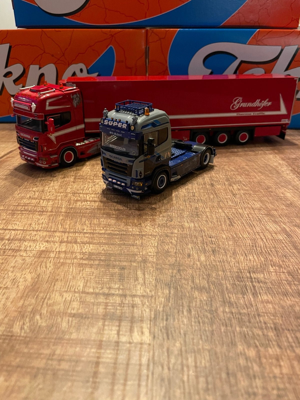 WSI Scania Grundhöfer set, Hobby en Vrije tijd, Modelauto's | 1:50, Ophalen of Verzenden, Zo goed als nieuw, Bus of Vrachtwagen