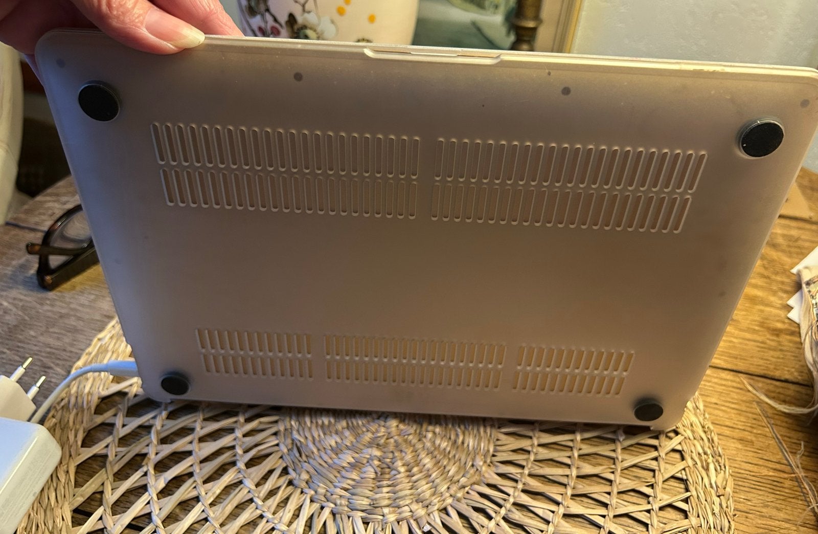 Foto 3 van Nieuwe MacBook Air M1 2020 Rose Gold Batterijconditie 100%