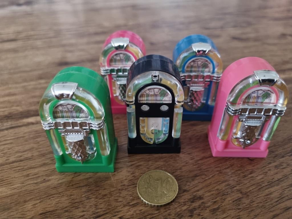 Set van 5 mini jukebox puntenslijpers, Verzamelen, Automaten | Jukeboxen, Ophalen of Verzenden, Zo goed als nieuw, 1970 tot heden