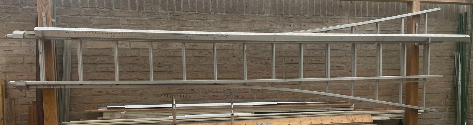 Te Koop 2-delige ladder, Ophalen, Zo goed als nieuw, Ladder, 4 meter of meer