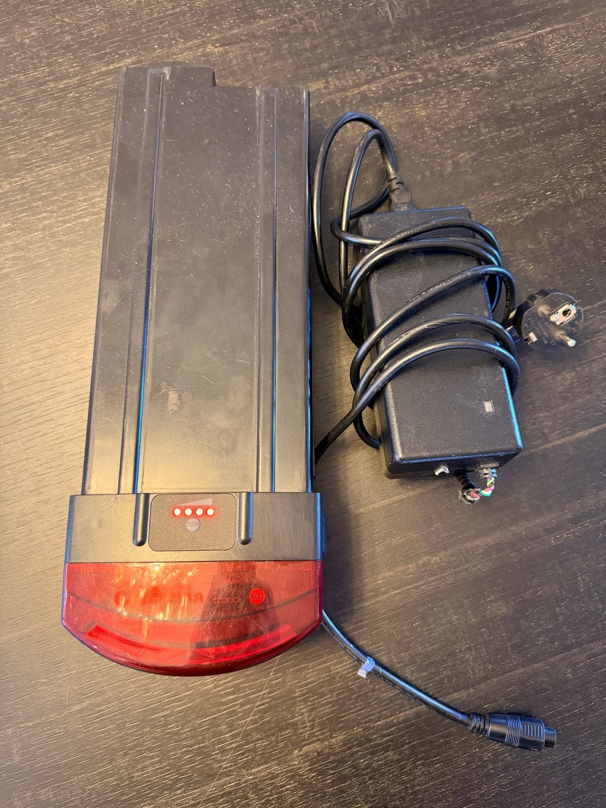 Cortina Ecomo 500 Accu met Oplader, Gebruikt