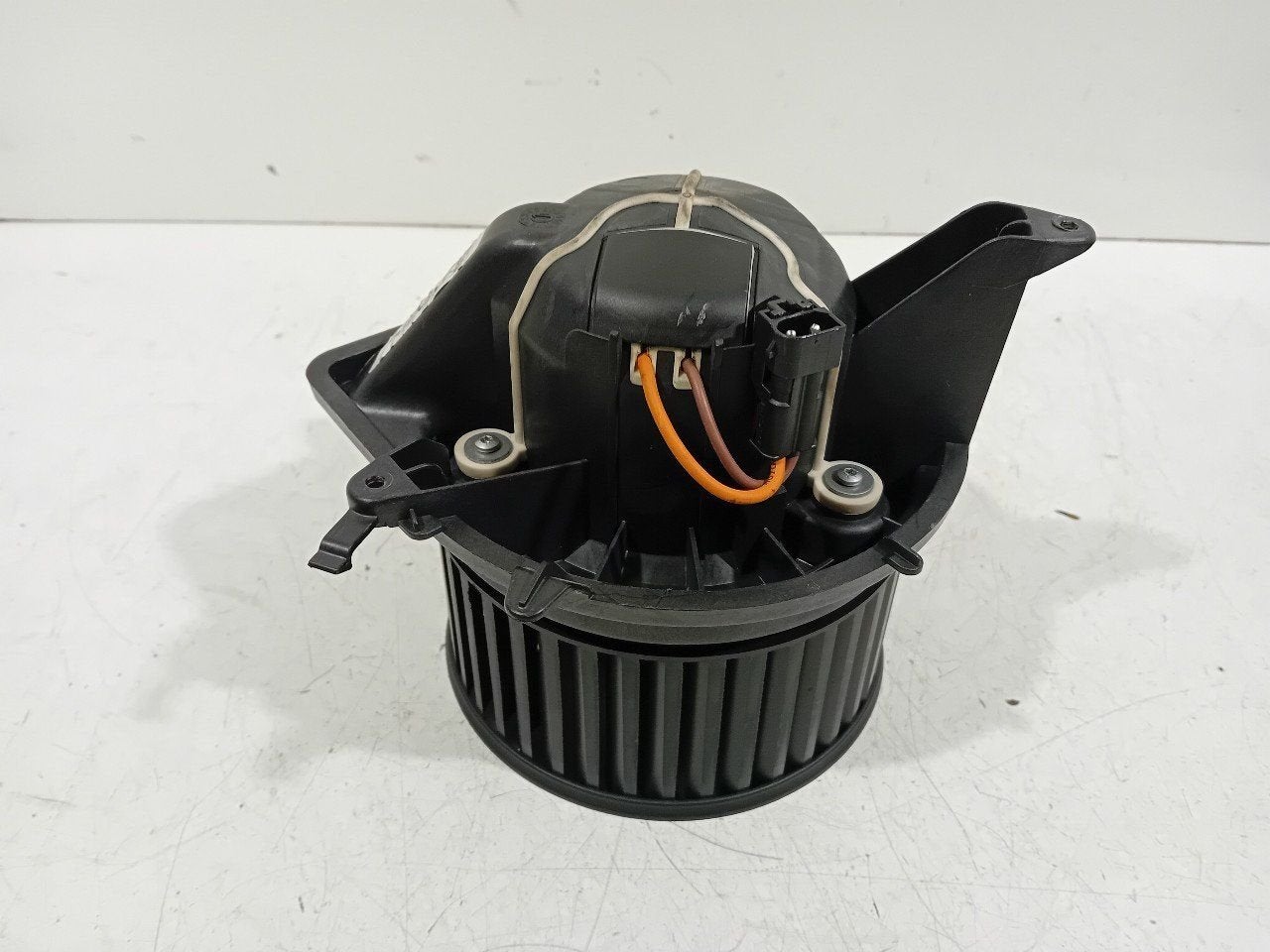 Kachel ventilator motor Mini Mini, Auto-onderdelen, Onderdelen@venauto.nl, Van der Ven Autorecycling B.V., Gebruikt, Ettenseweg 76, 4706 PB Roosendaal, The Netherlands