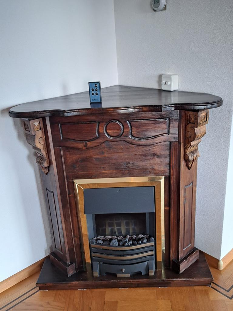 Hoek elektrische haard met afstandsbediening (defect), Huis en Inrichting, Haarden, Ophalen, Gebruikt, Vrijstaande haard, Elektrische haard