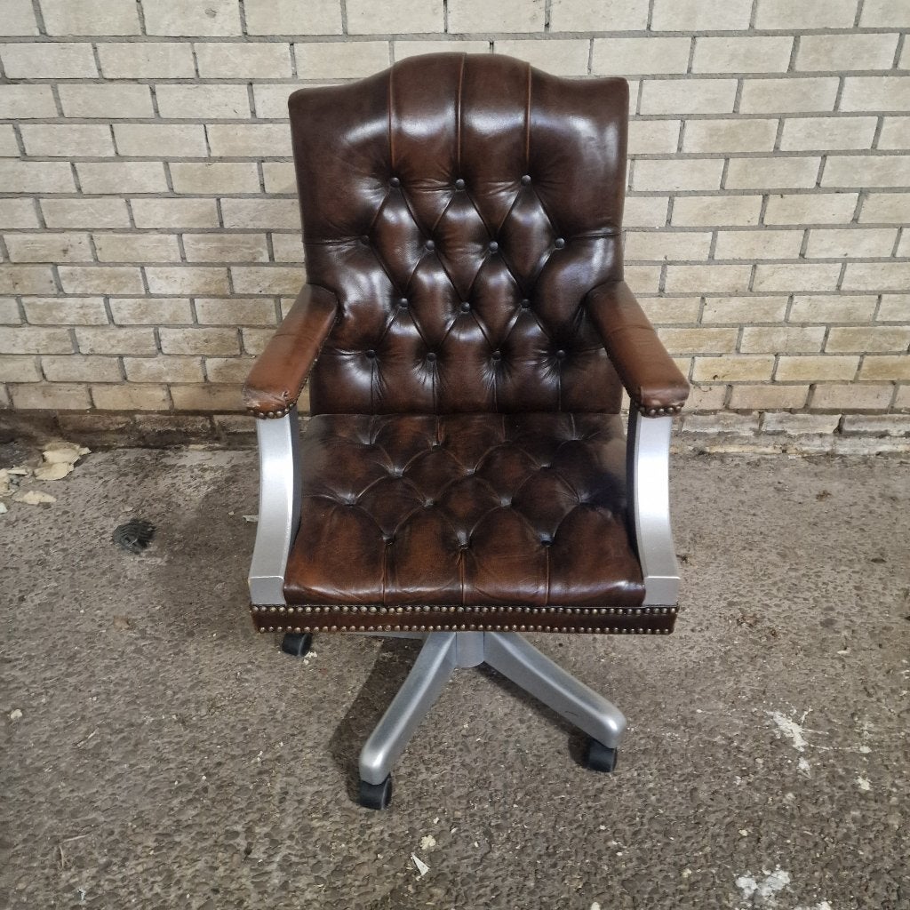 Chesterfield bureaustoel Gainsborough antiek bruin, Huis en Inrichting, Bureaustoelen, Ophalen, Gebruikt, Bruin, Bureaustoel