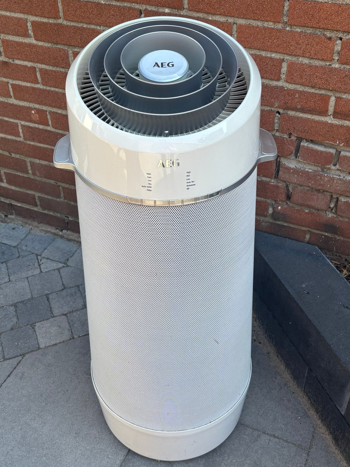 AEG Mobiele Airco PX71-265WT - Koelen en Verwarmen, Ophalen, Minder dan 60 m³, 3 snelheden of meer, Zo goed als nieuw