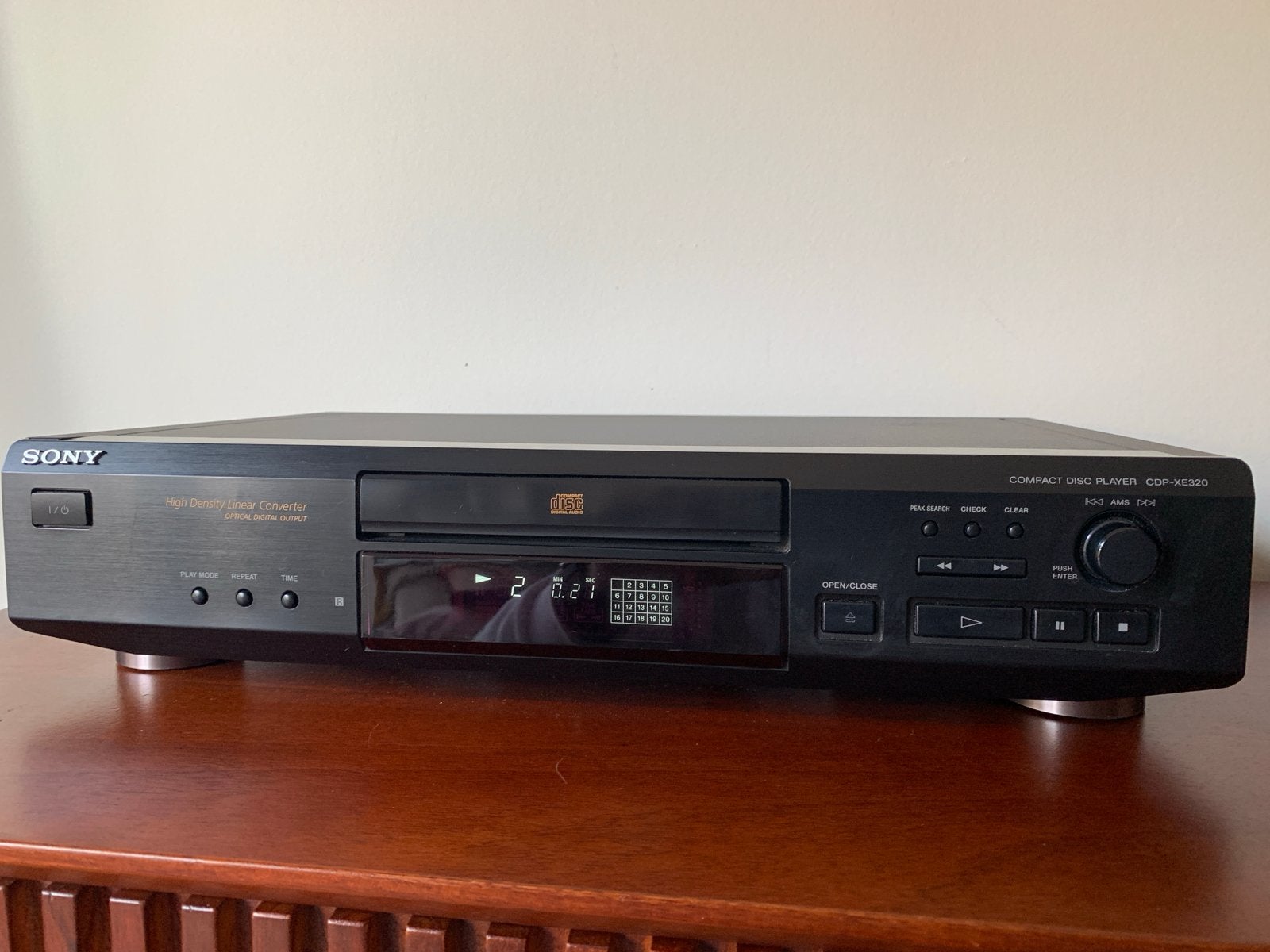 Sony CDP-XE320 Vintage Compact Disc Speler - Uitstekend, Ophalen of Verzenden, Zo goed als nieuw, Sony