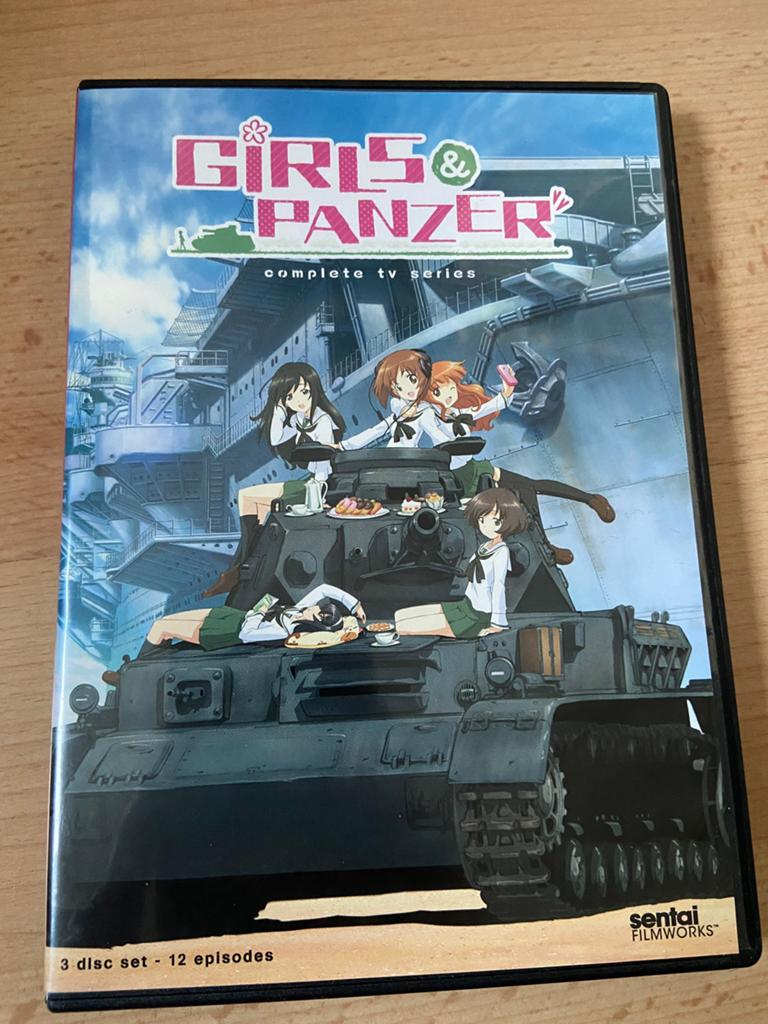 Girls Und Panzer Anime Compleet Zeldzaam, Alle leeftijden, Ophalen of Verzenden, Zo goed als nieuw, Anime (Japans)