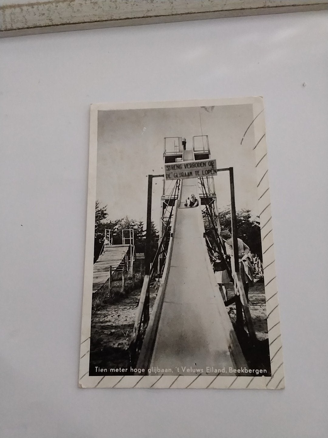 Oude ansichtkaart: Glijbaan 't Veluws Eiland Beekbergen, Ophalen of Verzenden, 1960 tot 1980, Gelderland