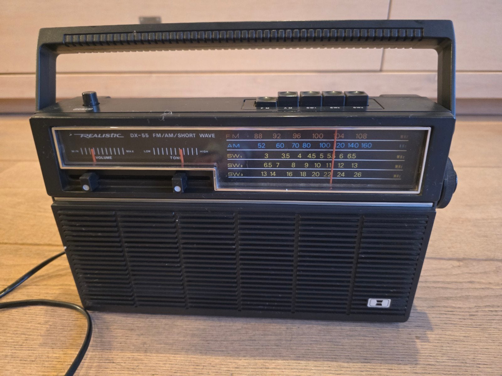 Realistic DX-55 Draagbare Wereldontvanger Radio, Ophalen of Verzenden, Gebruikt, Wereldontvanger
