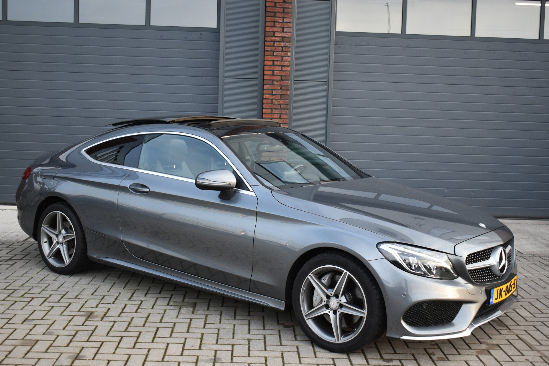 Mercedes-Benz C-Klasse Coupé 250 Ambition AMG (bj 2016), Auto's, Automaat, Achterwielaandrijving, 4 cilinders, 4 stoelen