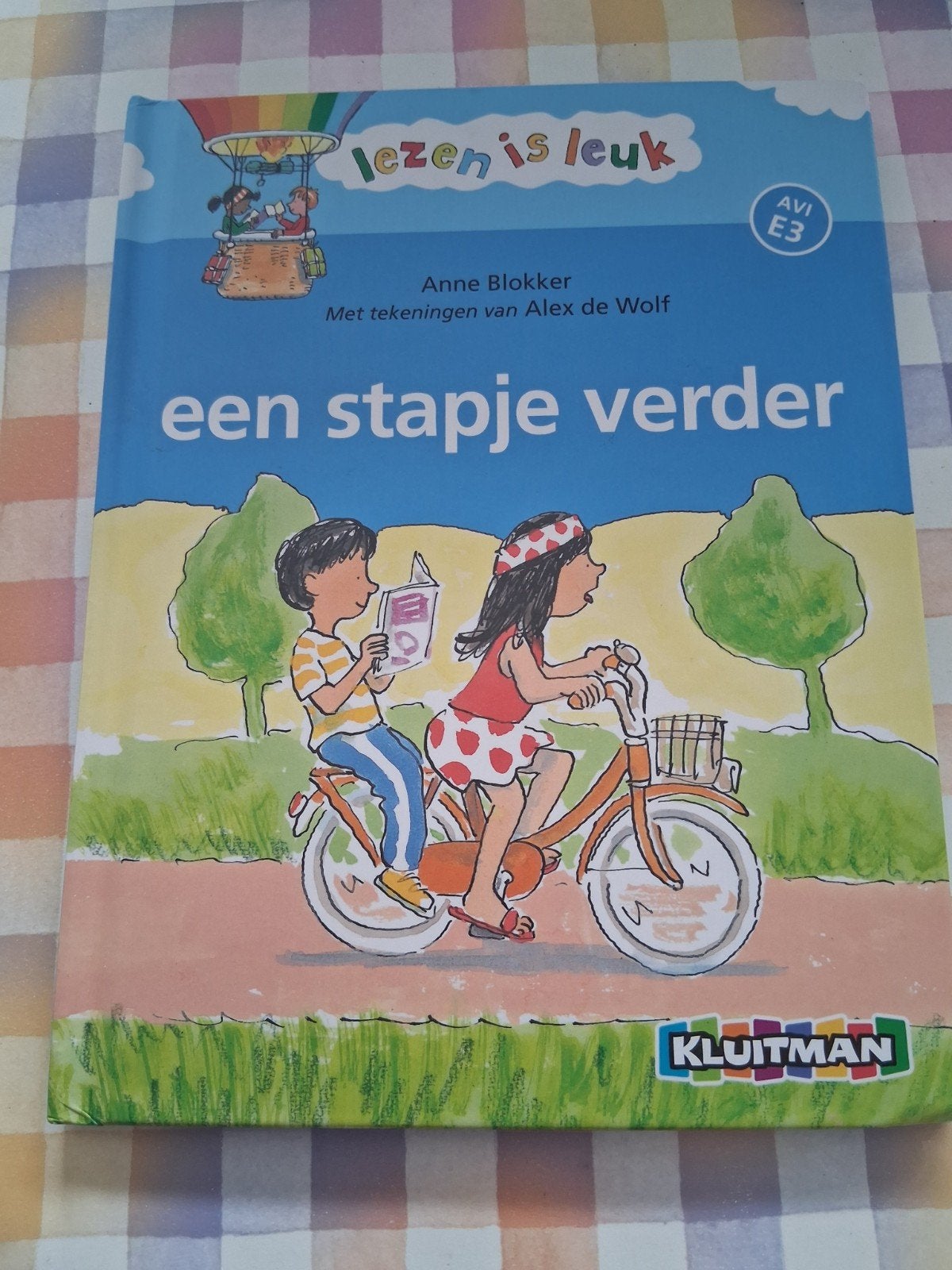 boek anne blokker -lezen is leuk -een stapje verder - avi E3, Boeken, Ophalen of Verzenden, Gelezen, Fictie algemeen