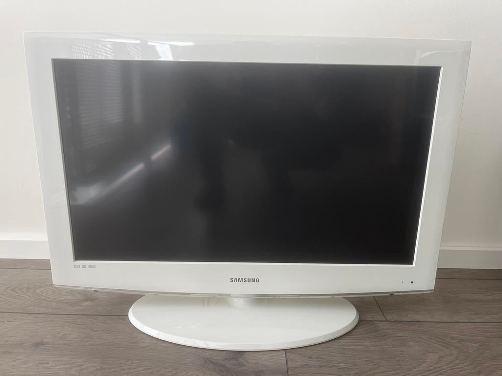 Samsung witte tv op draaibare voet LE40A455 40 inch, Ophalen, Gebruikt, 50 Hz, Samsung