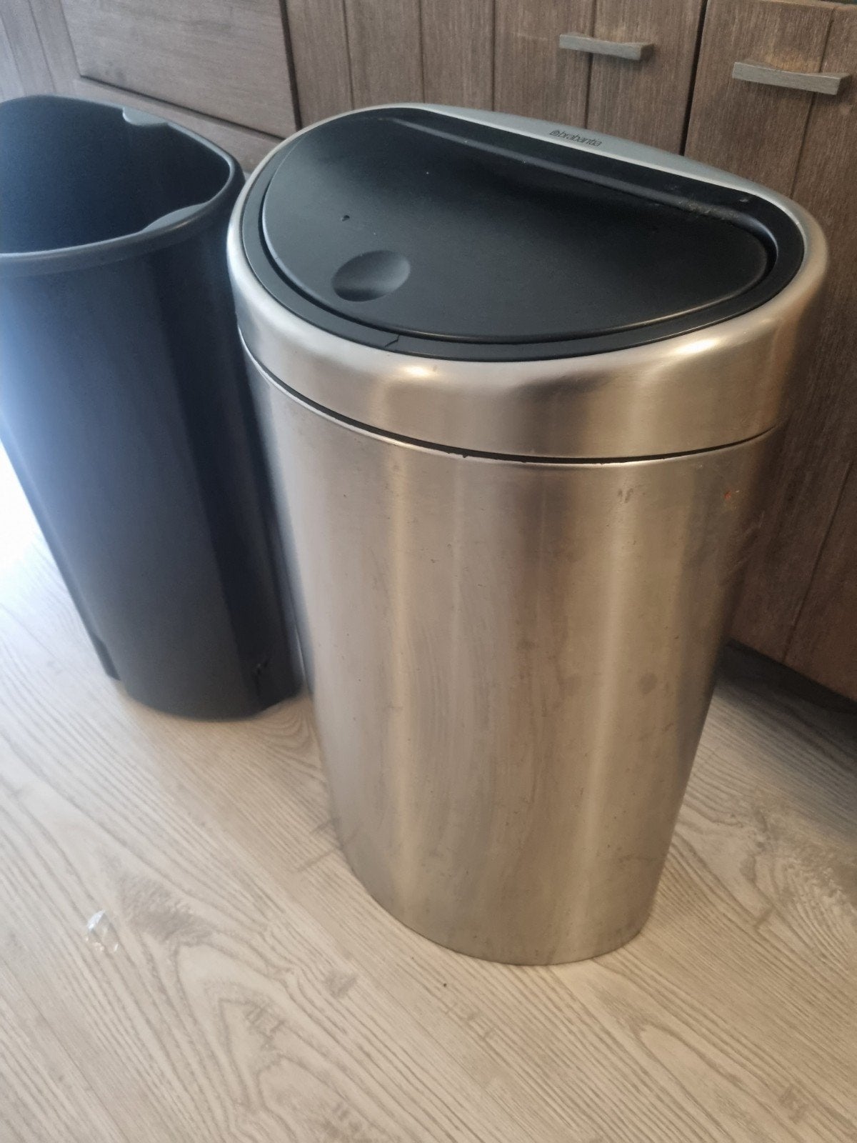 Brabantia prullenbak met binnenemmer, Huis en Inrichting, 40 liter of meer, Ophalen, Gebruikt, Metaal
