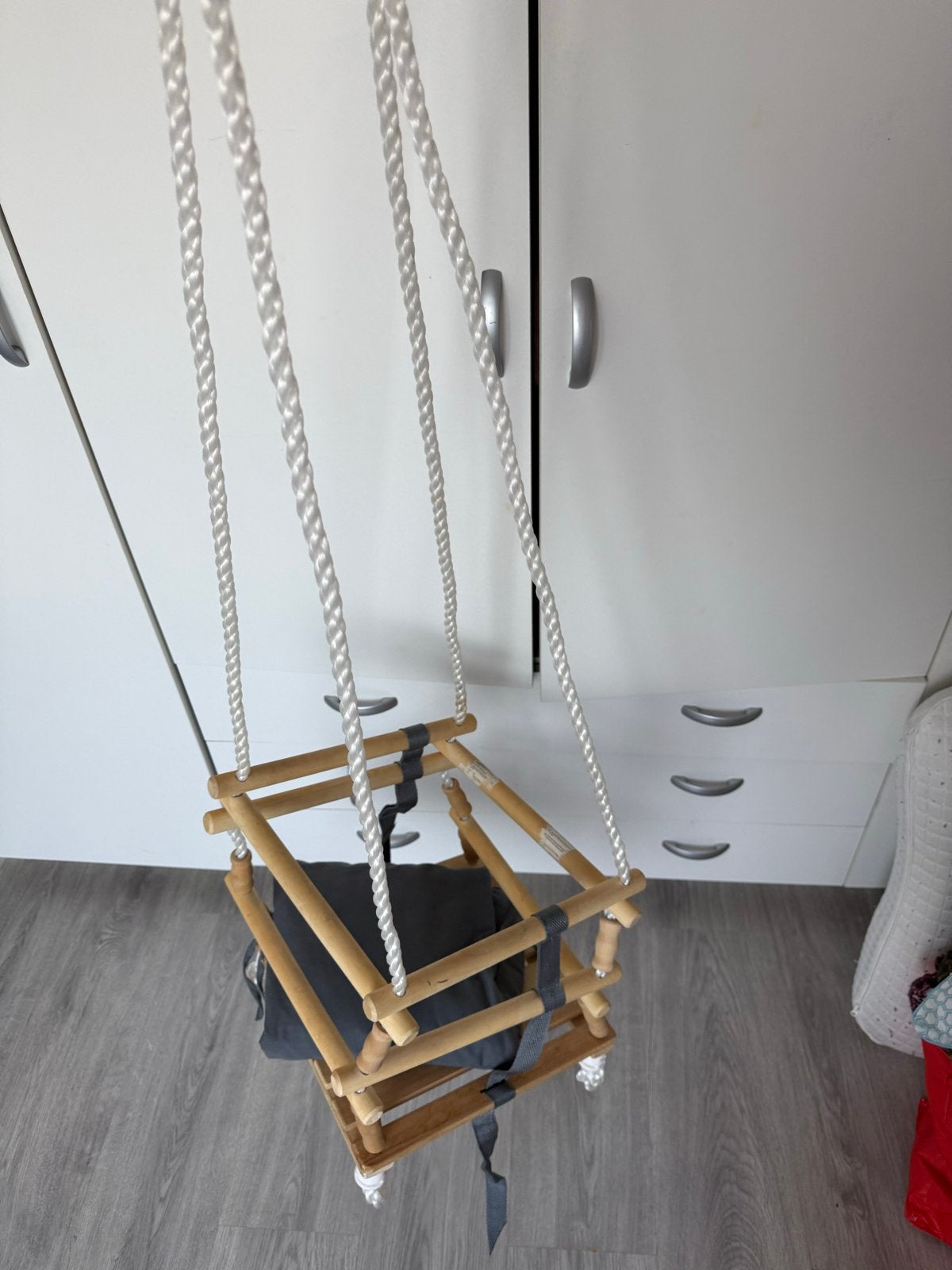 Houten baby/peuter schommel met zacht kussen, Ophalen, Gebruikt, Jongen of Meisje